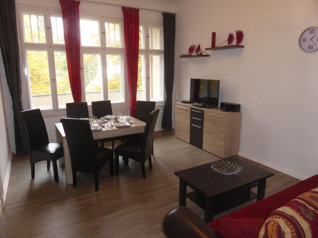 Apartments Dahlie&Nelke Berlin Zimmer foto